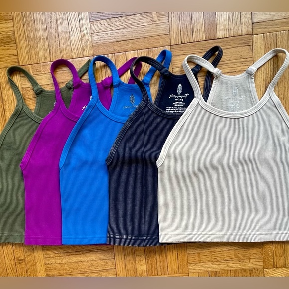 NWOT Free People Happiness Runs Crop Top Stone Eagle Size XS/S - Picture 6 of 7